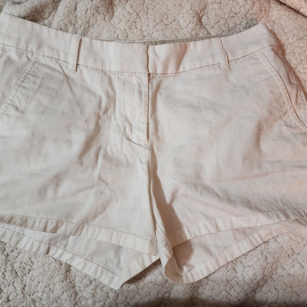 Women's Cream Shorts